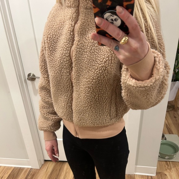 Fabletics teddy bomber - Picture 8 of 13